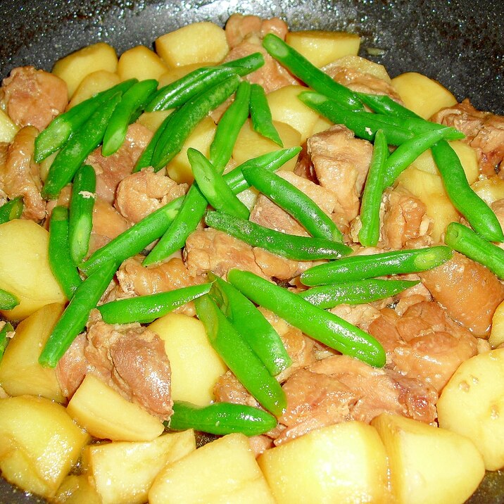 ホッとする味♪我が家の“じゃがいもと鶏肉の煮物”